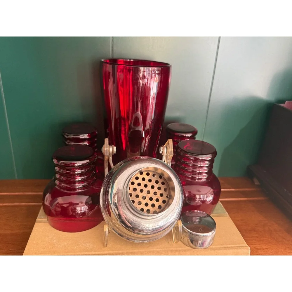Vintage Art Deco Ruby Red Glass Cocktail Shaker Set‎ with 4 Ribbed Glasses 5pc